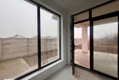 Casă cu 7 camere cu Teren 550 Mp în Ciorogârla - 14