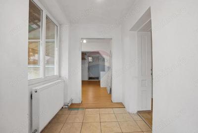 Casă cu 3 camere cu Garaj în Țipar - 19