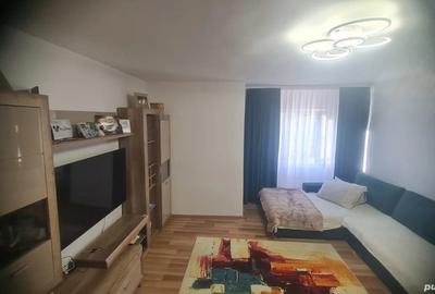 Apartament cu 3 camere decomandat în 1 Decembrie - 3