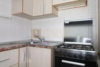 Casă cu Teren 700 Mp în Lipovei - 2