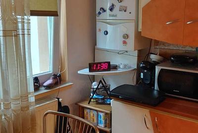Apartament cu 3 camere decomandat în George Enescu - 7