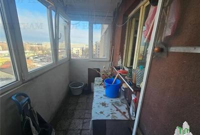 Apartament 3 camere 2 bai metrou Crangasi (bloc 1983) - 8