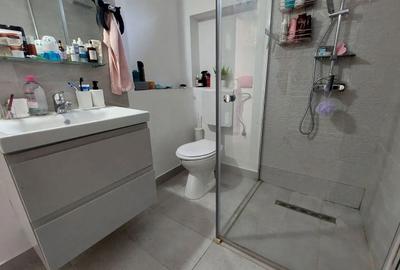 Casă cu 4 camere cu Canalizare în Central - 9