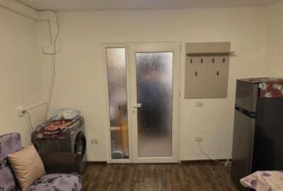 Garsonieră zona Poarta 6 mobilată utilată   30 mp - 3