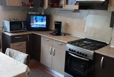 Vanzare apartament cu 3 camere, 75 mp, beci + garaj, ULTRACENTRAL - 3