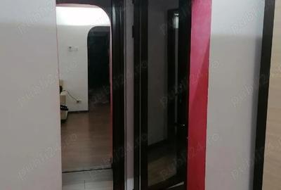 Apartament cu 3 camere semidecomandat în Central - 6