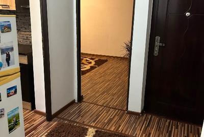 Vând apartament 2 camere în zona malll - 2