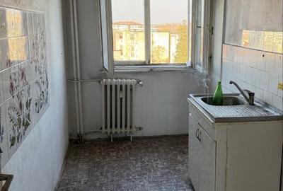 Apartament cu 3 camere decomandat în Central - 1