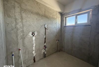 Casă cu 4 camere cu Teren 400 Mp în Domnești - 11