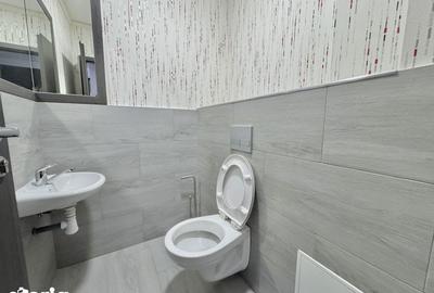 Spațiu comercial, de 476 mp, în Central - 4
