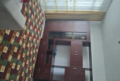 Apartament cu 3 camere decomandat în Central - 2