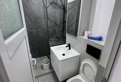 Apartament cu 3 camere semidecomandat în Central - 3