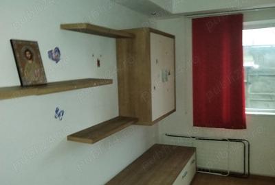 Garsonieră decomandată în Uzina 2 - 10