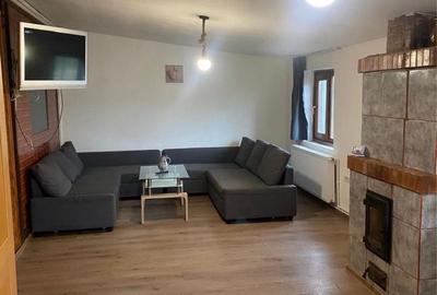 Casă cu 2 camere cu Teren 250 Mp în Central - 2