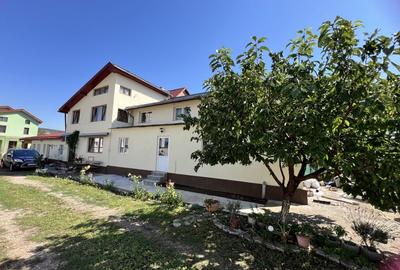 Casa individuala, 200 mp, 2 parcari, ideal pentru gradinita/investitie Casa individuala, 200 mp, 2 parcari, ideal pentru gradinita/investitie - 2