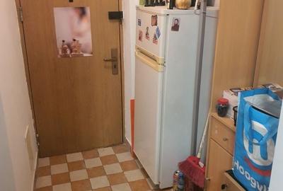 Spațiu comercial, de 35 mp, în Central - 4
