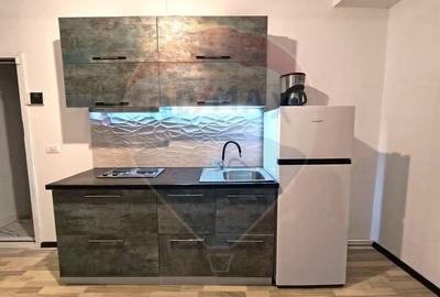 Apartament cu 3 camere de inchiriat in zona Km 5 Apartament cu 3 camere de inchiriat in zona Km 5 - 6