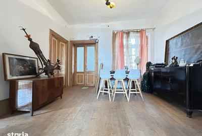 Apartament cu 5 camere în Central - 12