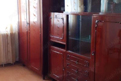 Inchiriez garsoniera confort 1 .