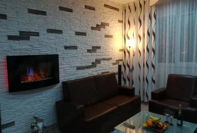 Apartament cu 3 camere decomandat în Central - 1