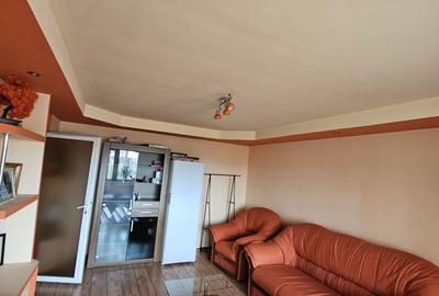 Apartament cu 4 camere decomandat în Central - 3