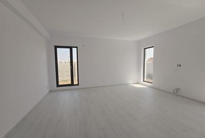 Casa individuala - 4 camere - panouri solare - gaz- curent - 5 min de STV - pod - 4