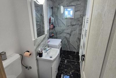 Apartament cu 3 camere semidecomandat în Central - 3