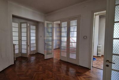 Apartament cu 3 camere semidecomandat, mobilat în Unirii - 4