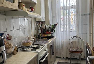 Apartament cu 3 camere decomandat în Central - 2