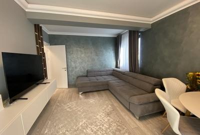 Apartament cu 2 camere decomandat în Tractorul - 3