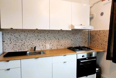 Garsonieră decomandată în Plopilor - 3