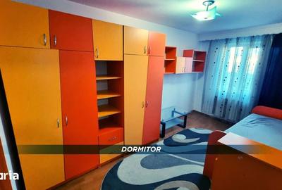 Apartament cu 2 camere decomandat, mobilat în Republicii