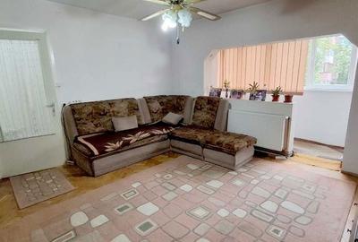 Apartament cu 3 camere semidecomandat în Girocului - 3