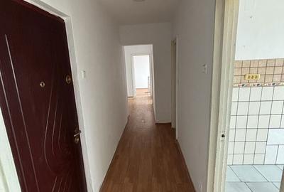 Apartament cu 3 camere decomandat în Aurel Vlaicu - 11