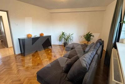 Apartament 4 camere de inchiriat - ?trand - 1