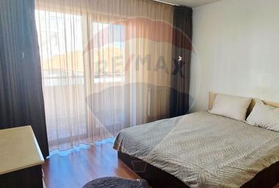 Apartament spatios cu loc de parcare privat in zona Palazu Mare - 5