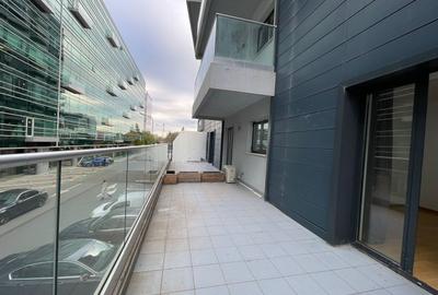 Apartament cu 3 camere semidecomandat în Pipera - 1