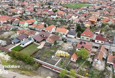 Casă cu 4 camere cu Teren 633 Mp în Grădiște - 4