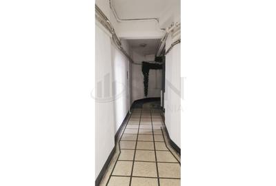 Garsonieră decomandată în Universitate - 7