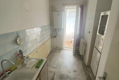 Apartament cu 3 camere decomandat în Târgu Ocna - 5