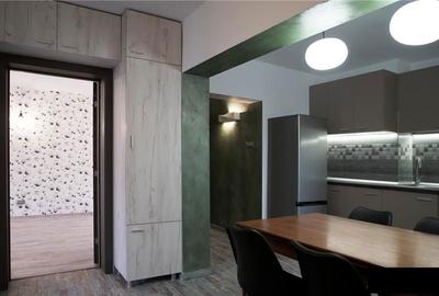 Apartament cu 3 camere decomandat în Central - 3