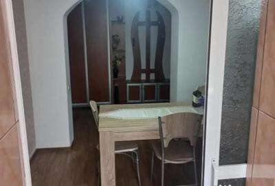 Apartament cu 2 camere decomandat în Casa de Cultură - 2