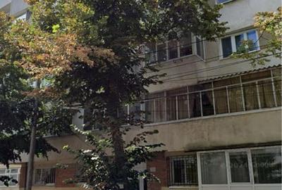 Apartament cu 3 camere în Central - 2