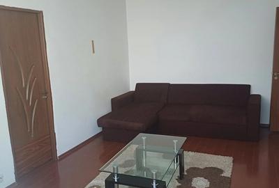 Inchiriez apartament 2 camere semidecomandate, etaj 2 4 1650 - 2