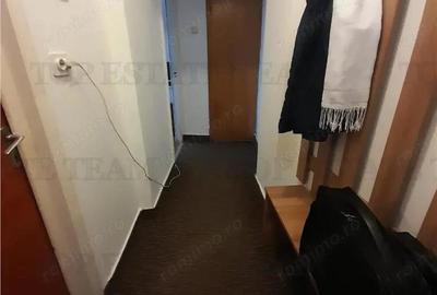 Piata Unirii chiar la metrou in exclusivitate vanzare 2 camere cu loc de parcare - 14