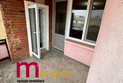 Apartament 3 camere ,zona Biserica cu Ceas,etaj 2 - 14