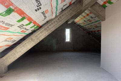 Casă individuală cu 4 camere cu Canalizare în Nord - 24