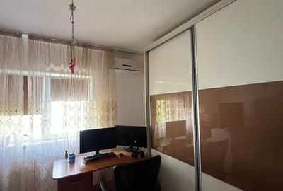 Apartament cu 2 camere decomandat în Tomis III - 16