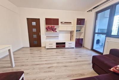 Apartament cu 2 camere decomandat, mobilat în Metalurgiei