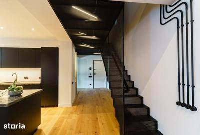 Apartament cu 4 camere în Pipera